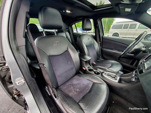 2013 Chrysler 200 Limited