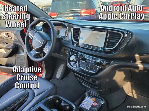 2026 Chrysler Voyager LX