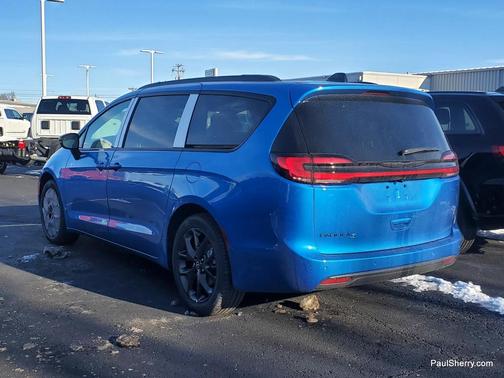 2026 Chrysler Pacifica L