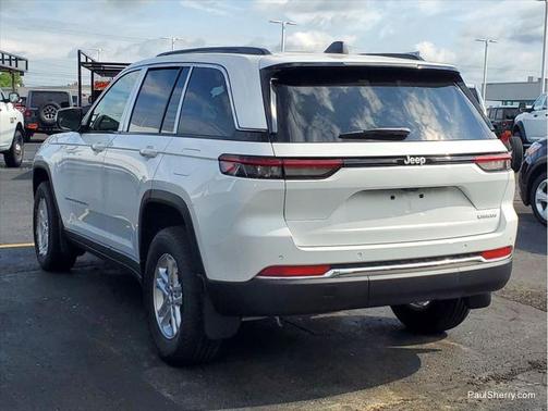 2025 Jeep Grand Cherokee Laredo