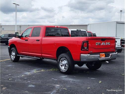 Flame Red Clearcoat 2026 RAM 2500 Tradesman Crew Cab 4x4 8' Box