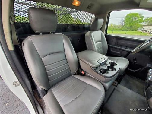 2017 RAM 2500 Tradesman Regular Cab 4x2 8' Box