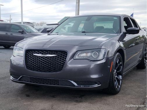 Granite Crystal Metallic Clearcoat 2019 Chrysler 300 Touring
