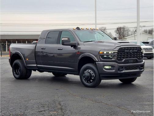 2026 RAM 3500 Limited Mega Cab 4x4 6'4' Box