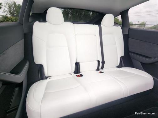 2024 Tesla Model Y Long Range Dual Motor All-Wheel Drive