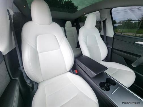 2024 Tesla Model Y Long Range Dual Motor All-Wheel Drive