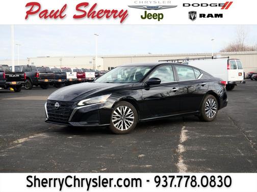 2023 Nissan Altima 2.5 SV