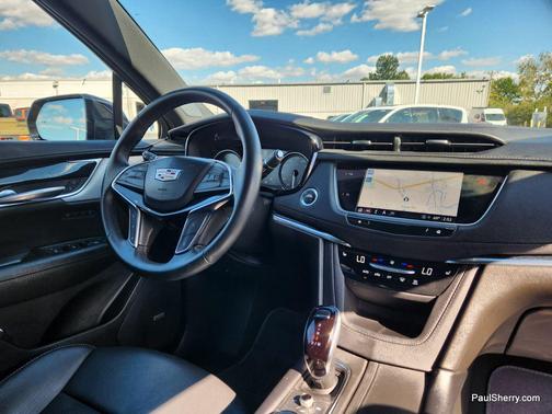 2025 Cadillac XT5 Premium Luxury