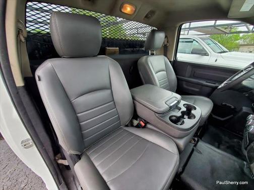 2018 RAM 2500 Tradesman Regular Cab 4x2 8' Box