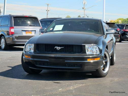 2006 Ford Mustang Base