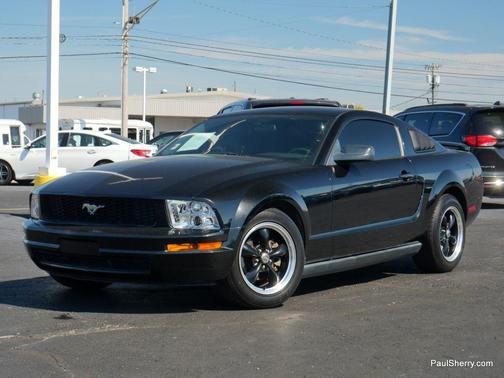 2006 Ford Mustang Base