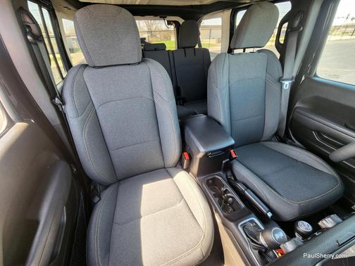 Black Clearcoat 2025 Jeep Wrangler 4xe Willys