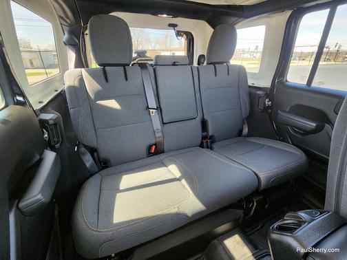 Black Clearcoat 2025 Jeep Wrangler 4xe Willys