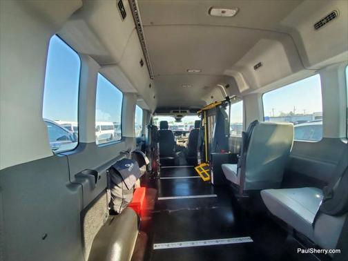 2020 Ford Transit-350 XL