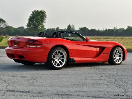 2003 Dodge Viper SRT10
