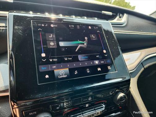 2022 Jeep Grand Cherokee Altitude