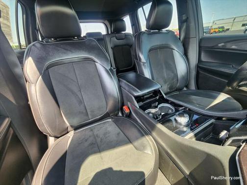 2022 Jeep Grand Cherokee Altitude