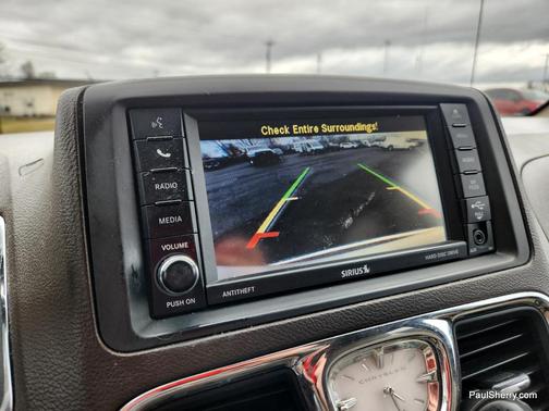 2014 Chrysler Town & Country Touring