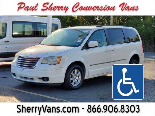 2010 Chrysler Town & Country Touring