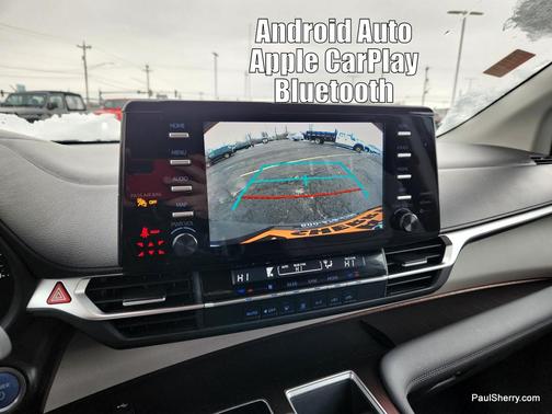 2024 Toyota Sienna LE