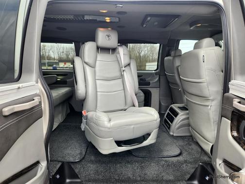 2022 GMC Savana 2500 Work Van