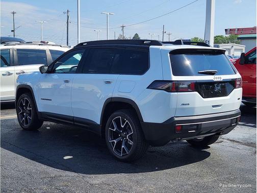 Bright White Clearcoat 2026 Jeep Cherokee Overland