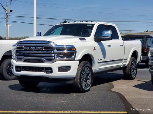 Bright White Clearcoat 2026 RAM 2500 Limited Crew Cab 4x4 6'4' Box