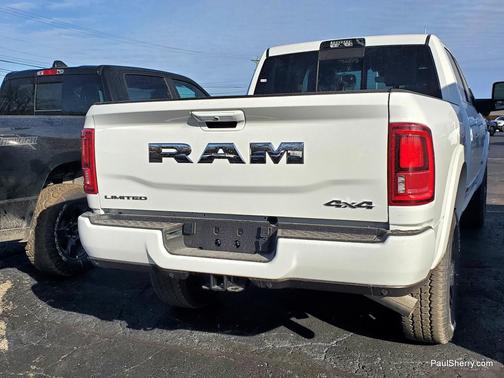 Bright White Clearcoat 2026 RAM 2500 Limited Crew Cab 4x4 6'4' Box