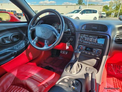 2004 Chevrolet Corvette Base