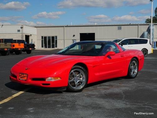 2004 Chevrolet Corvette Base