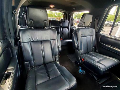 2015 Lincoln Navigator Base