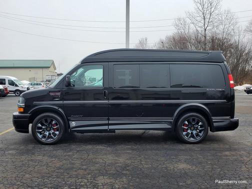 2023 Chevrolet Express 2500 RWD 2500 Regular Wheelbase WT