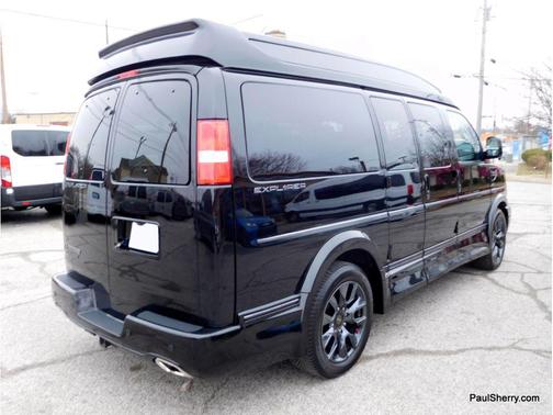 2023 Chevrolet Express 2500 RWD 2500 Regular Wheelbase WT