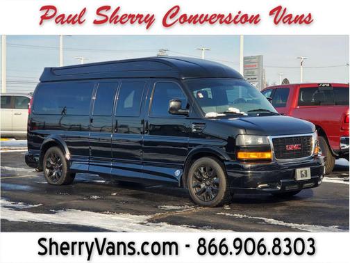 2022 GMC Savana 2500 Work Van