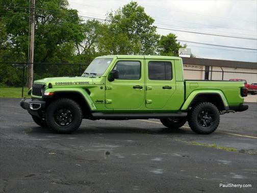 2025 Jeep Gladiator High Tide