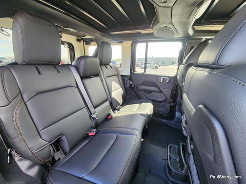 black clearcoat 2026 Jeep Wrangler 4-Door Sahara 4x4