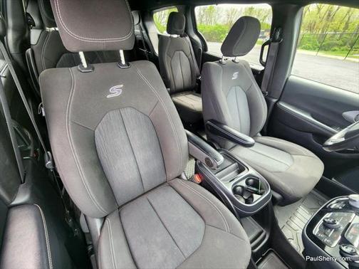 2021 Chrysler Pacifica Touring