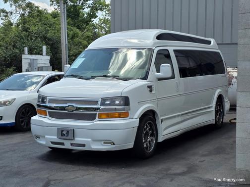 Summit White 2017 Chevrolet Express 2500 Work Van