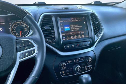 2017 Jeep Cherokee Overland