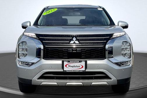 2023 Mitsubishi Outlander SE Black Edition
