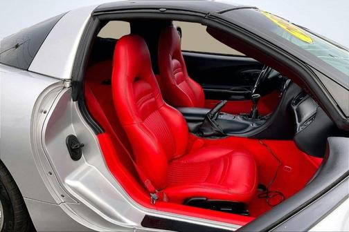 2003 Chevrolet Corvette 