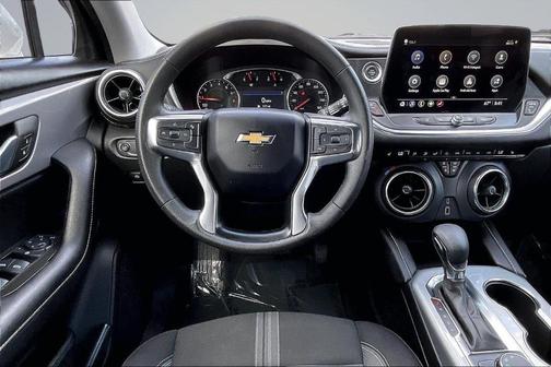 Summit White 2025 Chevrolet Blazer LT
