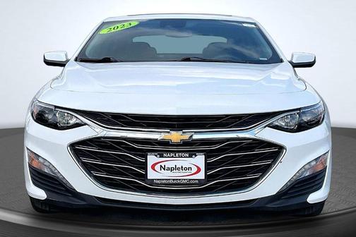 Summit White 2023 Chevrolet Malibu LT