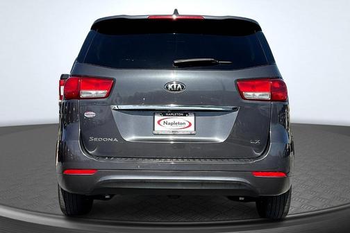 2015 Kia Sedona LX