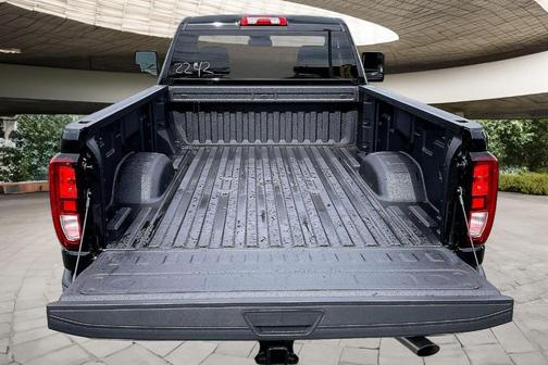Onyx Black 2026 GMC Sierra 2500 Pro