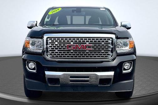 Onyx Black 2019 GMC Canyon Denali