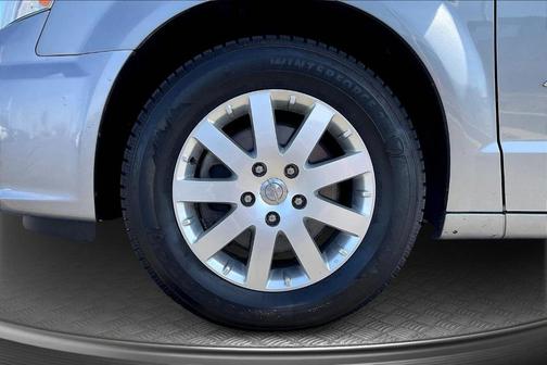 2013 Chrysler Town & Country Touring