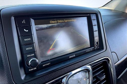 2013 Chrysler Town & Country Touring