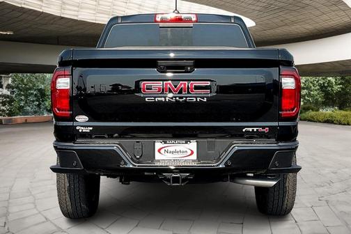 2025 GMC Canyon AT4