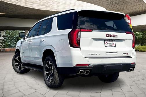 2025 GMC Yukon AT4